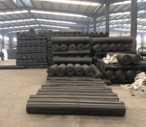 復(fù)合土工材料報(bào)價(jià)及針刺地毯廠家選購指南